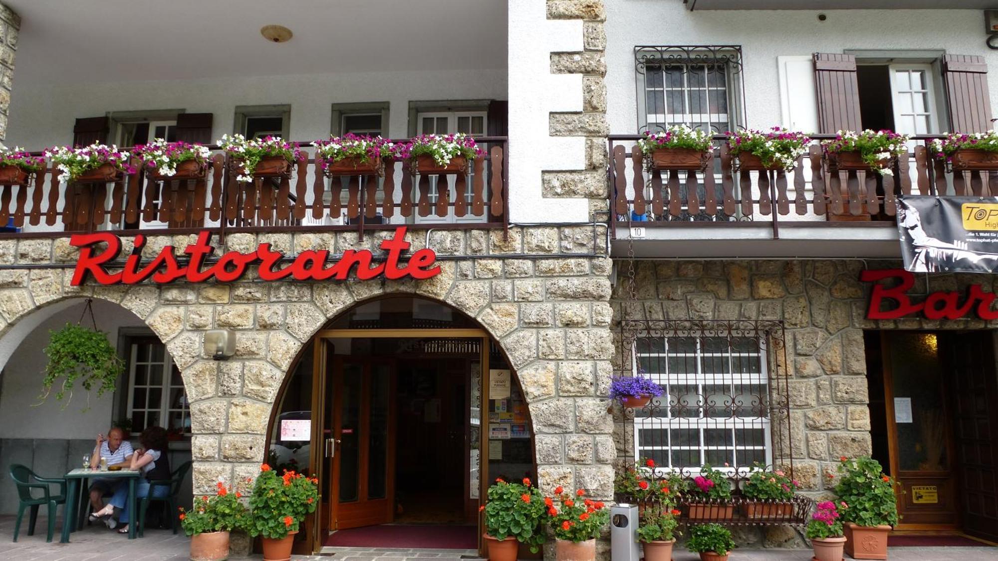 Hotel Des Alpes Castione della Presolana Kültér fotó