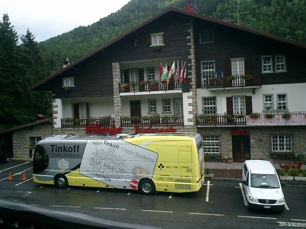 Hotel Des Alpes Castione della Presolana Kültér fotó